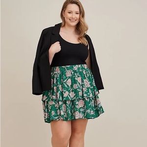 NWT Torrid Floral Green Mini Tiered Skater Skirt 4X